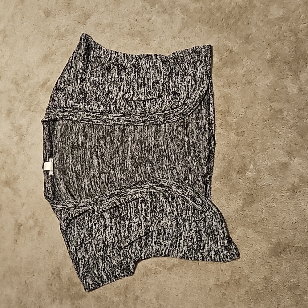 gray shawl